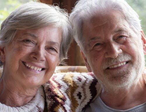 Salud bucal en la tercera edad: ¿cuáles son los retos habituales?